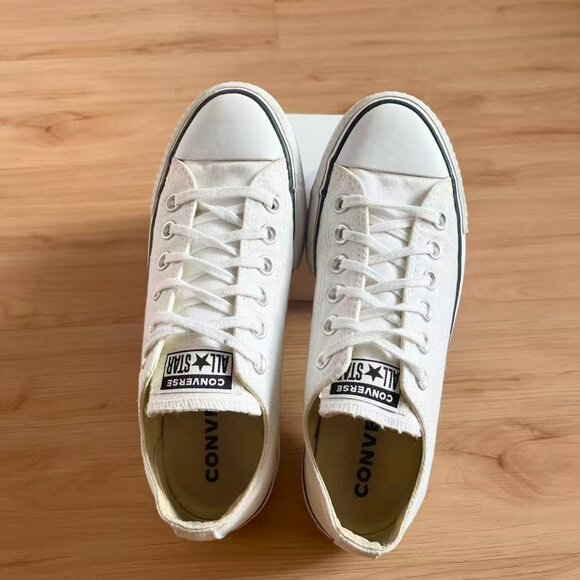 Converse Chuck Taylor All Star Lift Platform Canvas Women Size 6.5 US - Picture 9 of 13